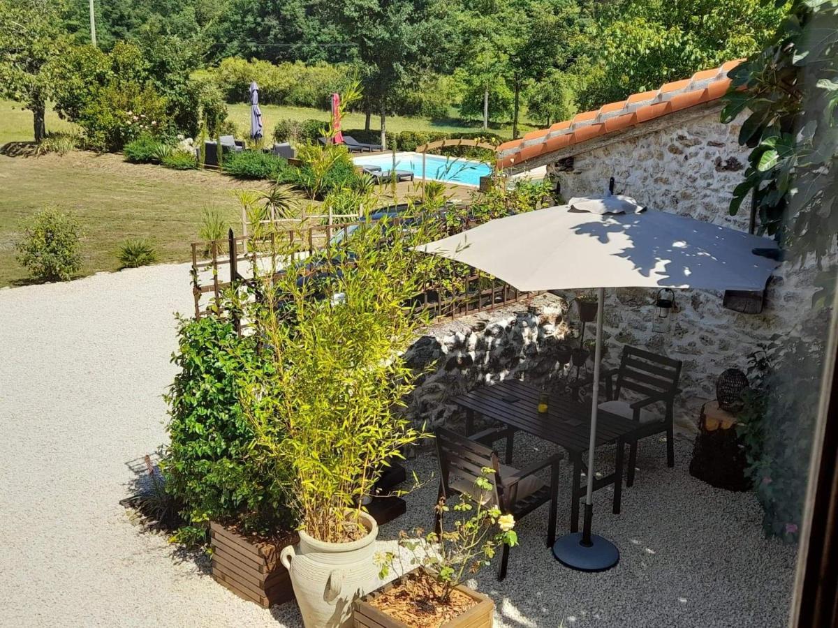 Lpc Dordogne Holidays - Le Petit Coin Lussas-et-Nontronneau Екстериор снимка